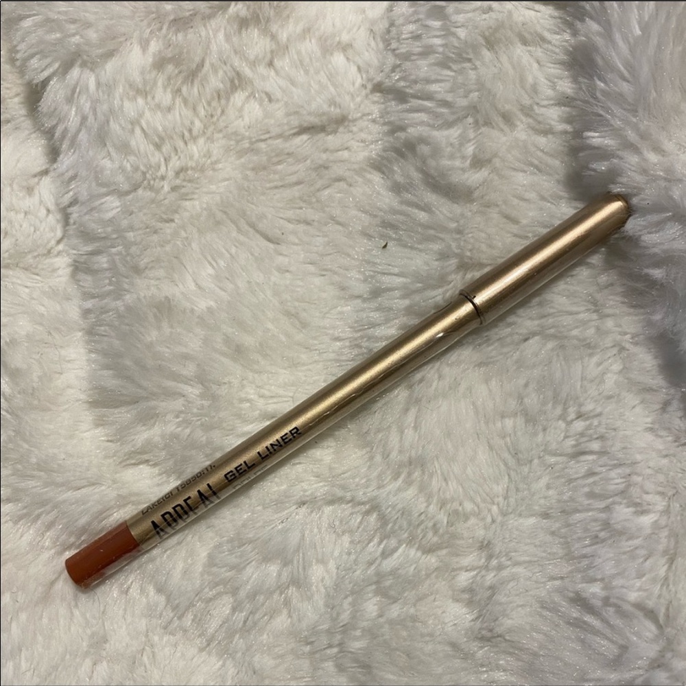 Appeal cosmetics in dolce